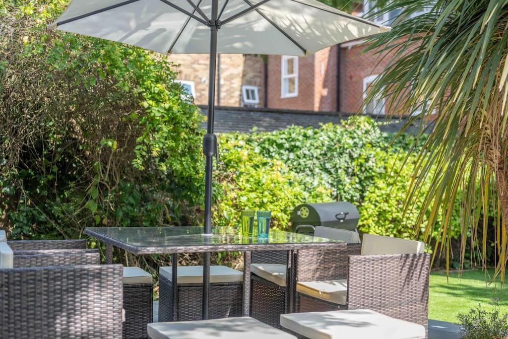 The Lymington Sailor'S Cottage 외부 사진